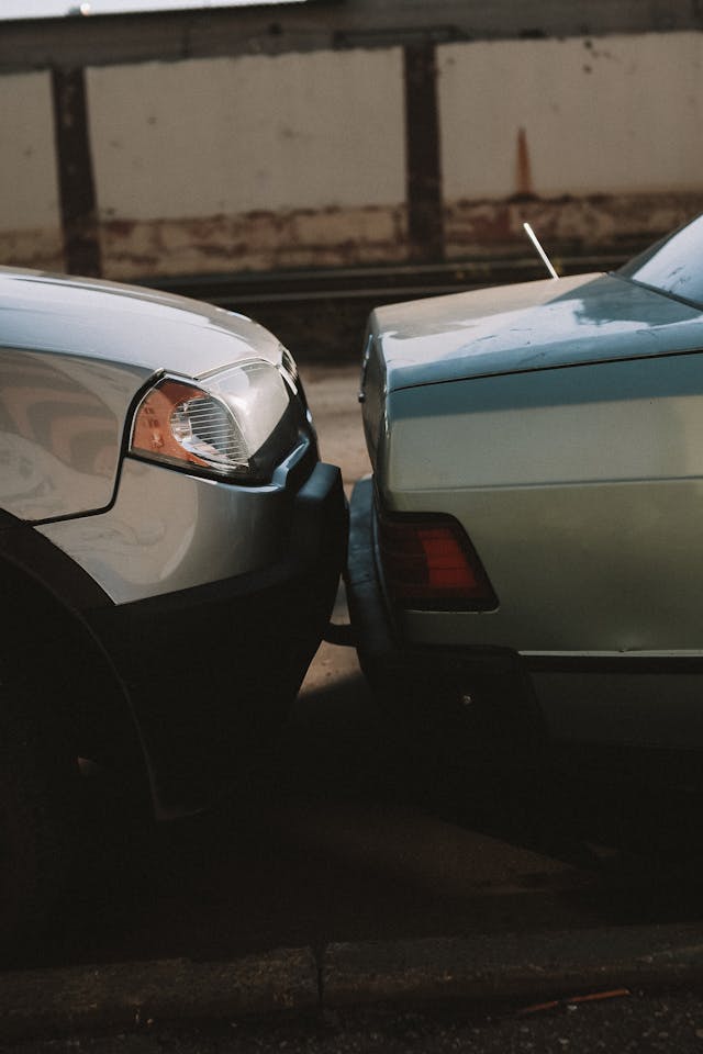 car accident, whiplash, back pain, charleston chiropractic associates